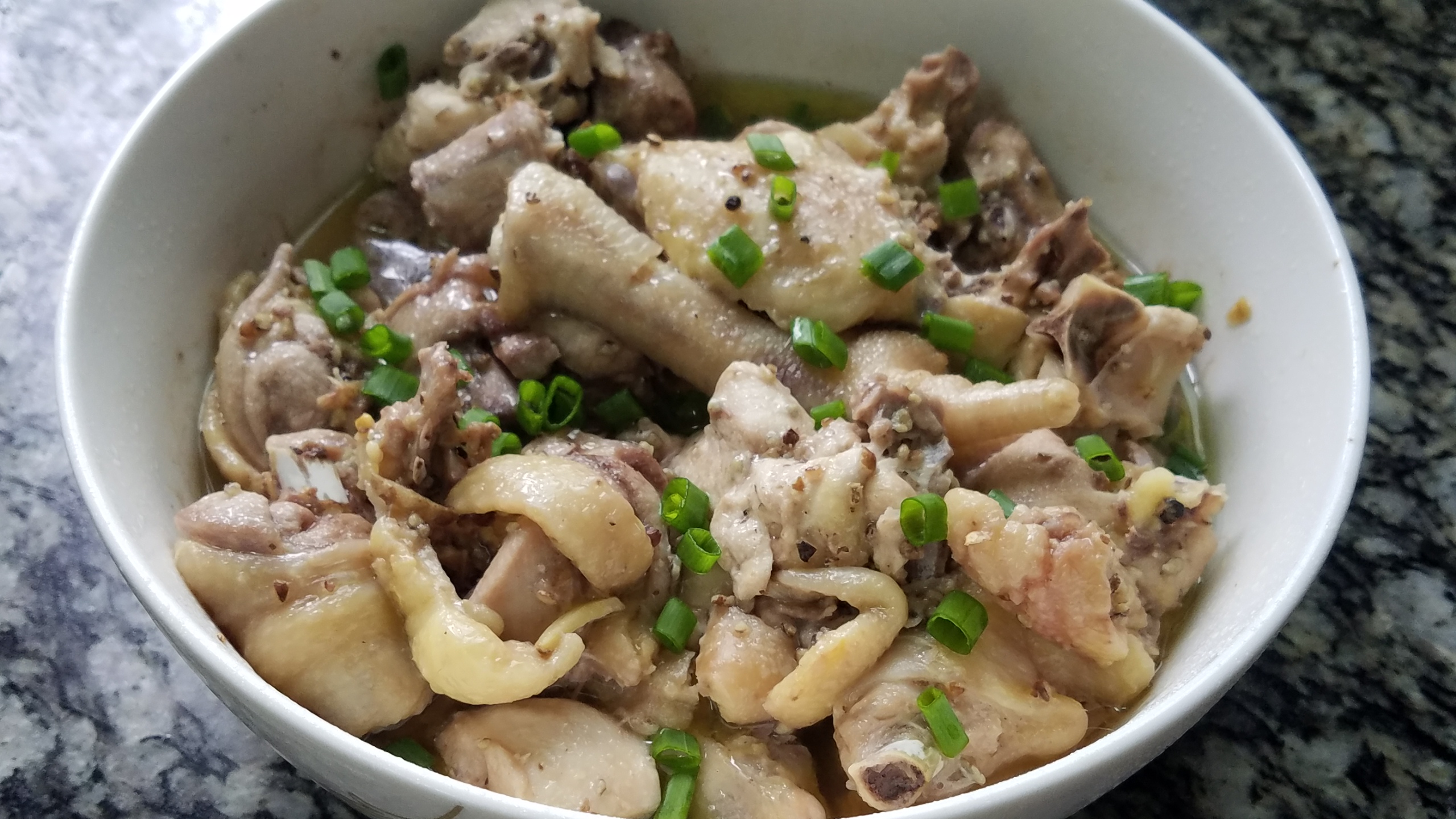 胡椒蒸鸡的做法家常菜,广东胡椒鸡正宗做法