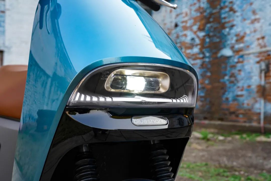 蓝鲨r1电摩官网,蓝鲨智能电摩r1