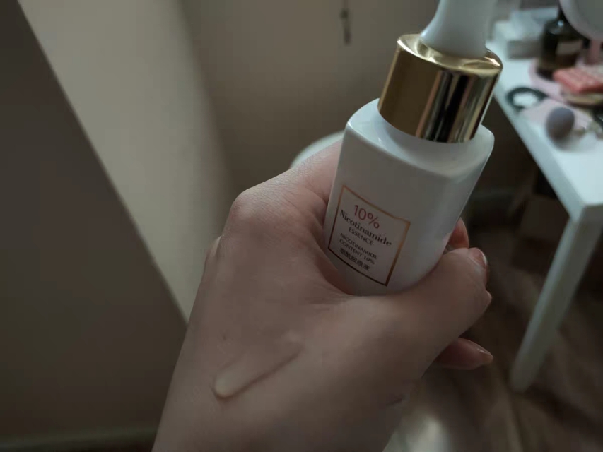 烟酰胺原液和烟酰胺精华水的区别,hfp烟酰胺原液进阶版测评