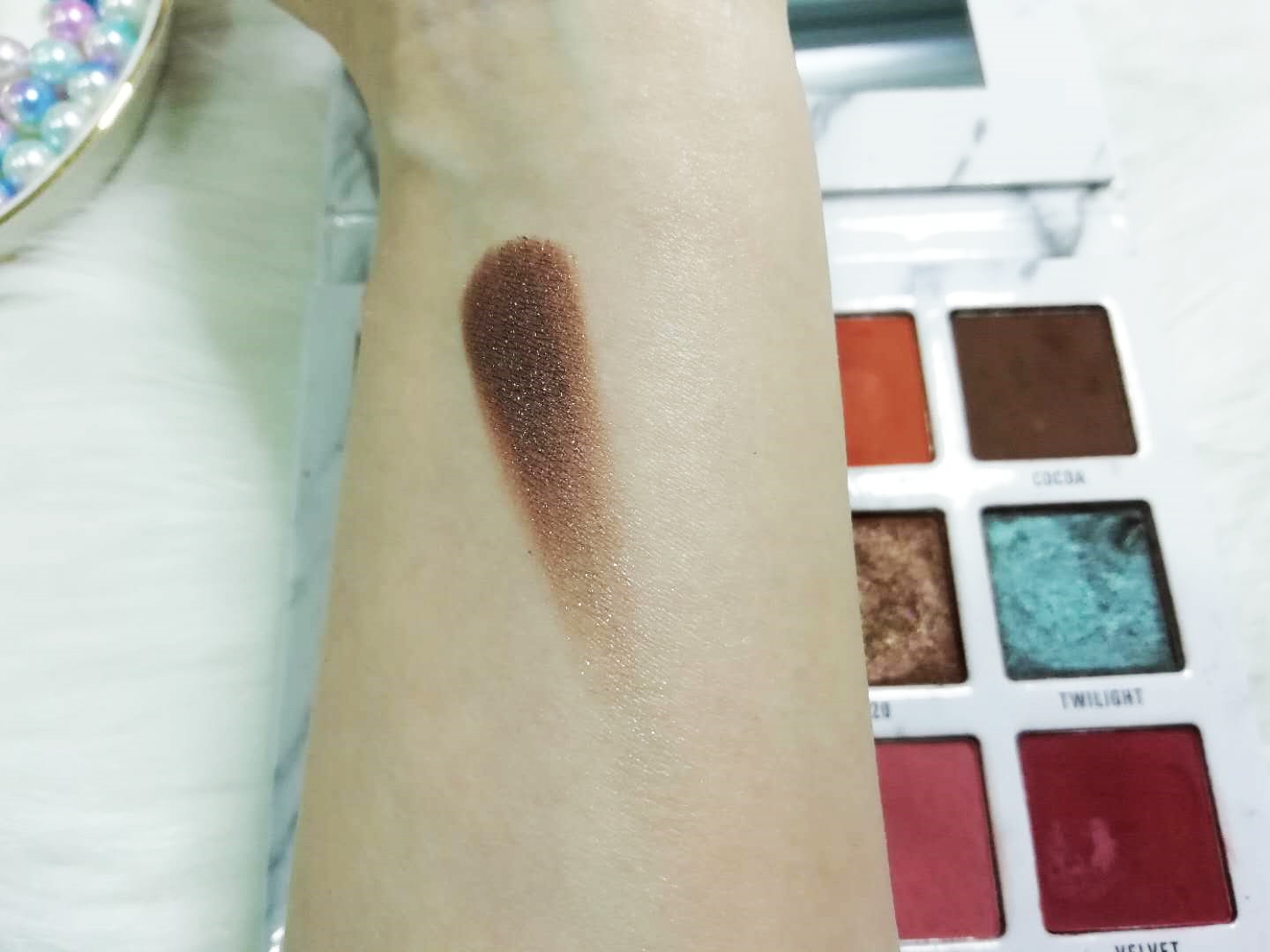 vm晶石眼影01号色,VM大理石眼影盘正品