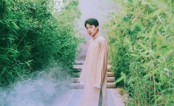 郭麒麟谈自己焦虑成长,郭麒麟父亲对成长的影响