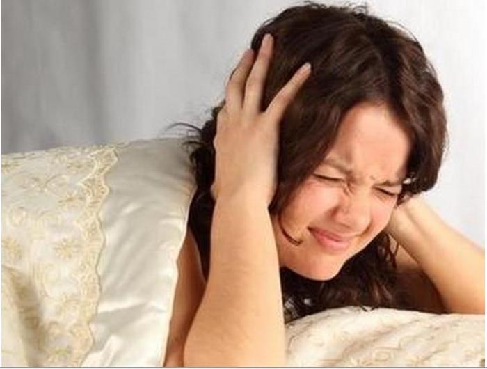 喝酒能助眠误区,喝酒能缓解失眠睡不着吗