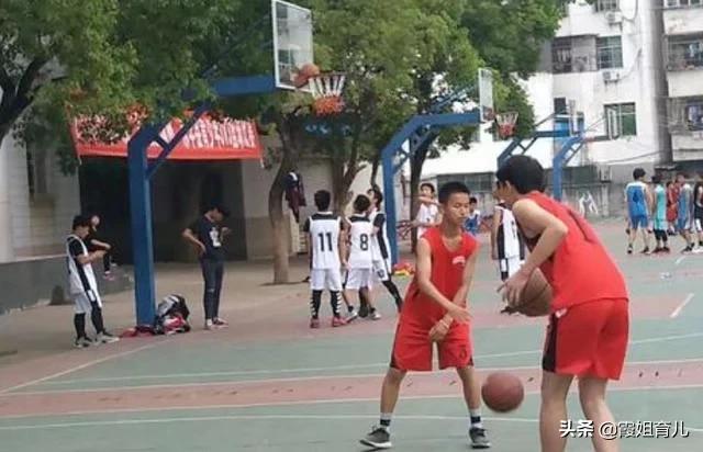 14岁是娃的第二大叛逆期，别让他毁在14岁，父母的引导成关键