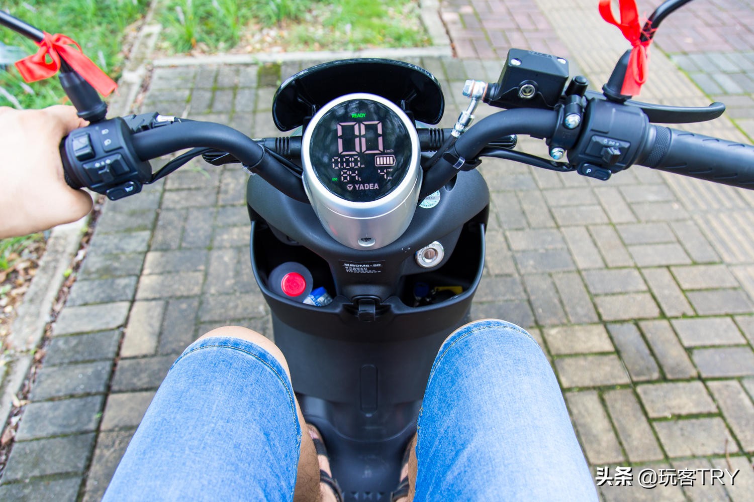 雅迪dm6真实价格,测评一辆1万多的雅迪电动车