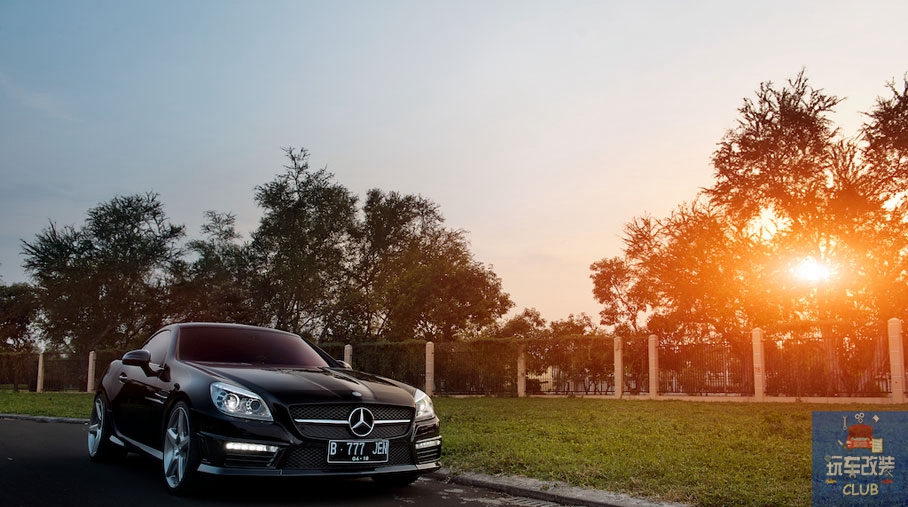 奔驰slk老款改新款amg,一台顶级奔驰amg
