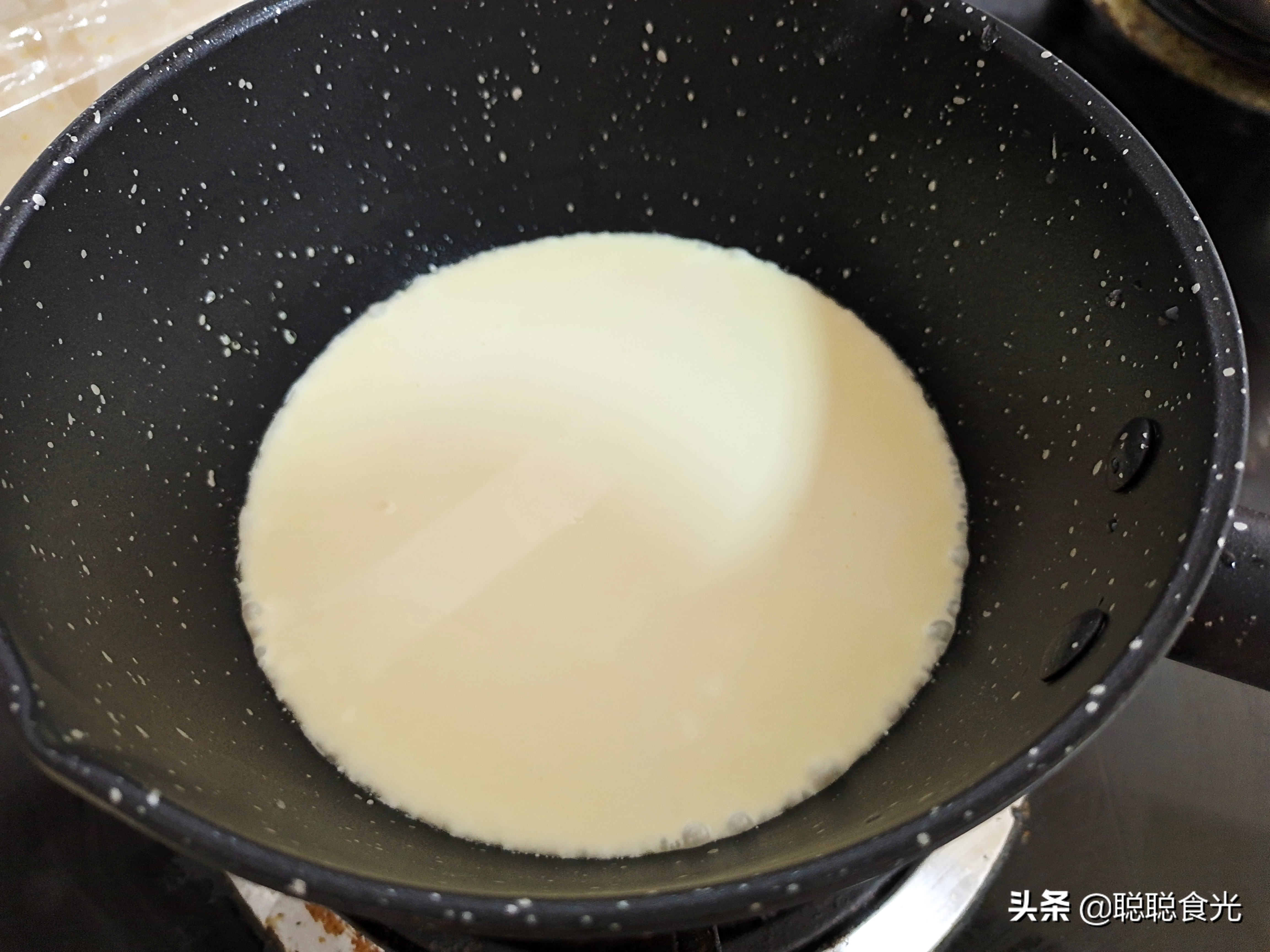 巧克力圣诞树蛋糕制作方法,圣诞节奶油巧克力蛋糕