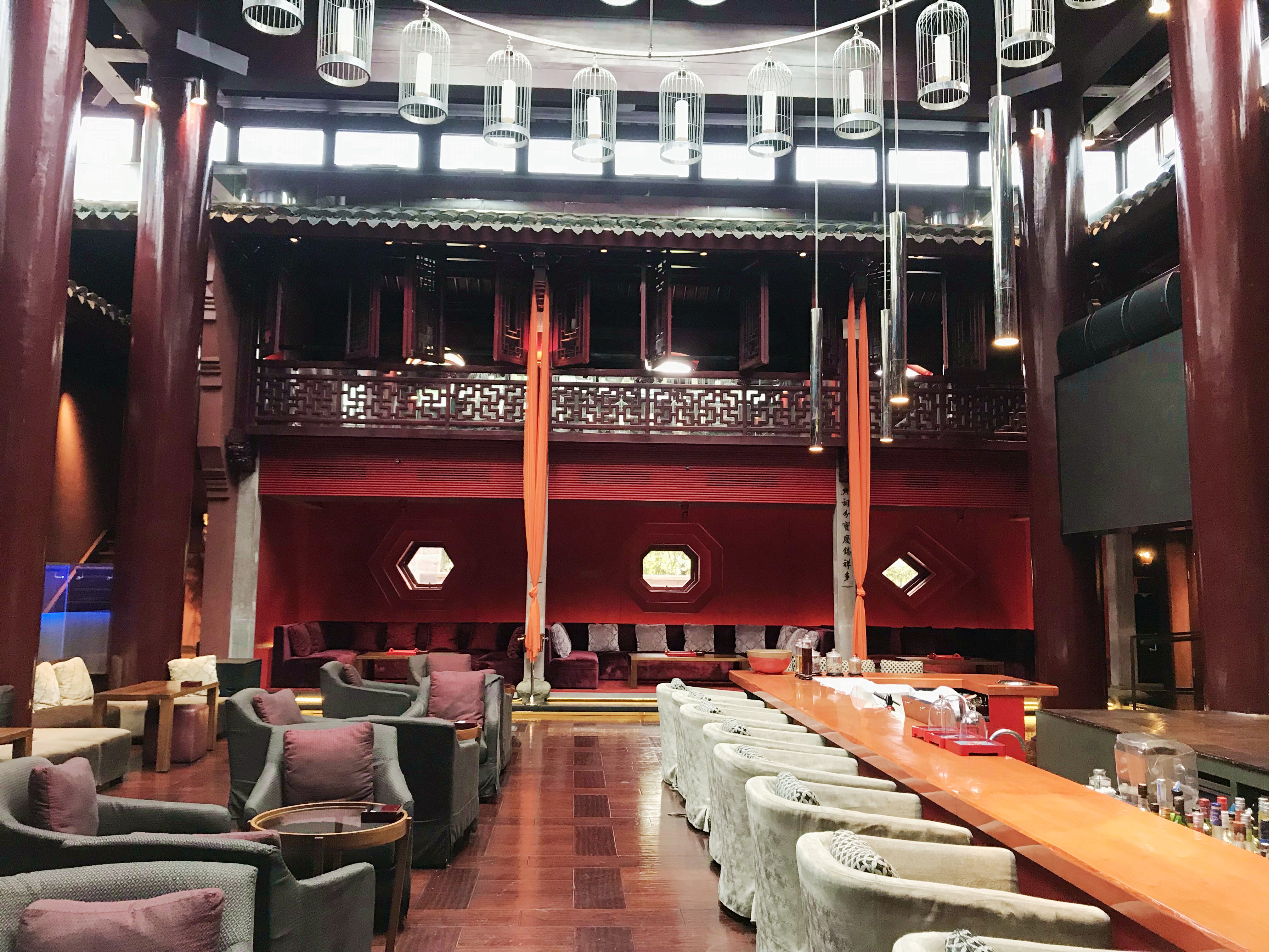 宁波最“古老”的酒吧，由百年古庙改建，全国少有