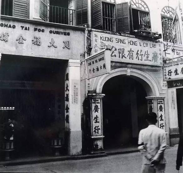 这些比黄金还诱人的国货首饰,经过乘风破浪的姐姐们演绎更加夺目