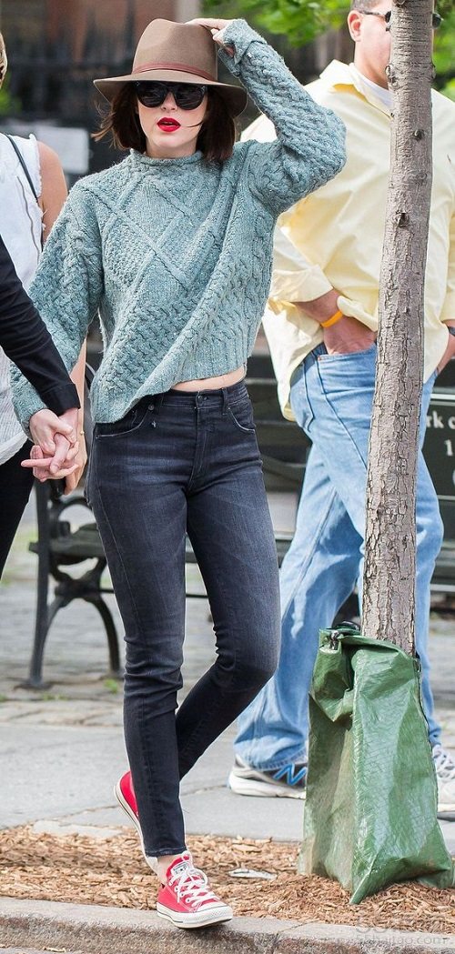 converse匡威米白色,converse匡威鞋子好刷吗