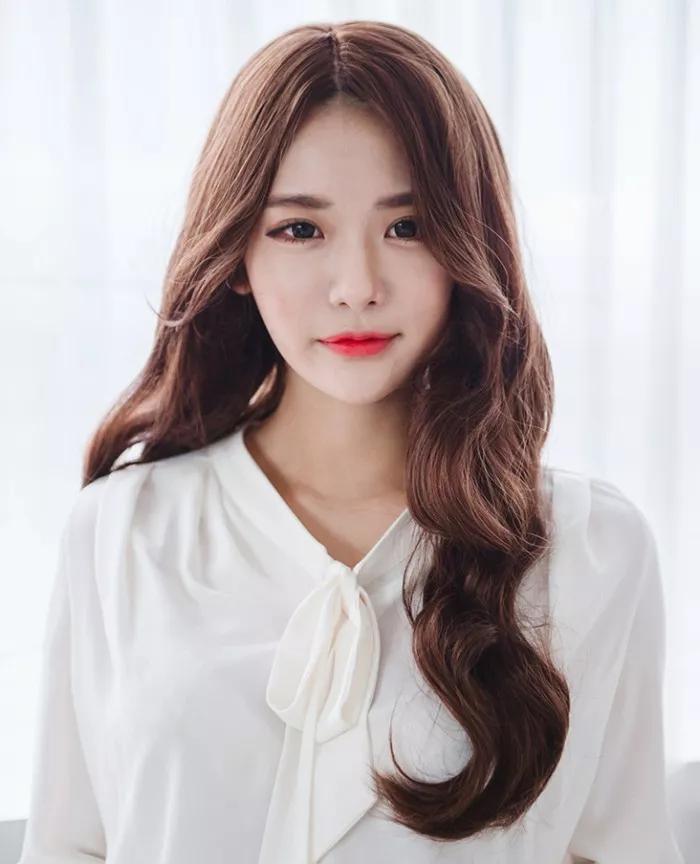 短圆方脸发型推荐长发,方脸圆脸大脸适合的发型博主推荐