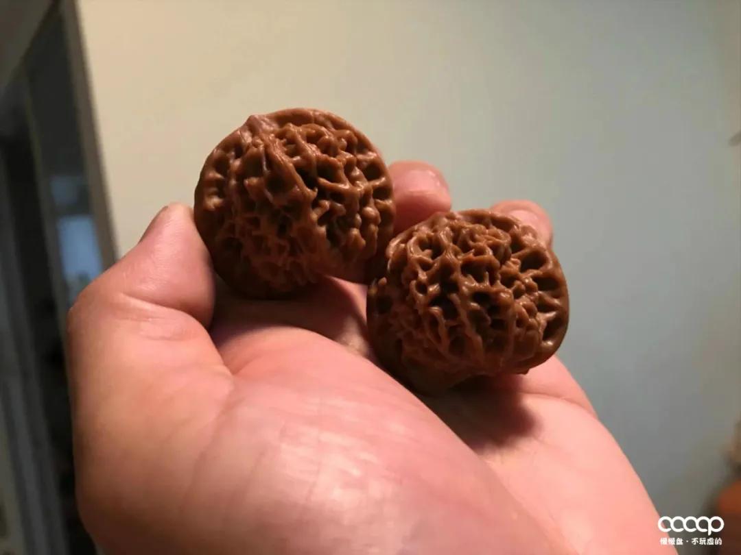 玩核桃应该玩包浆过的还是新的,玩核桃一把刷子够吗