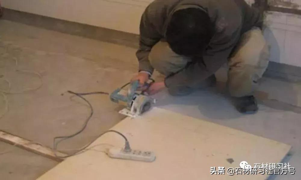 窗台石圆弧小耳朵效果图,石材窗台两侧小耳朵