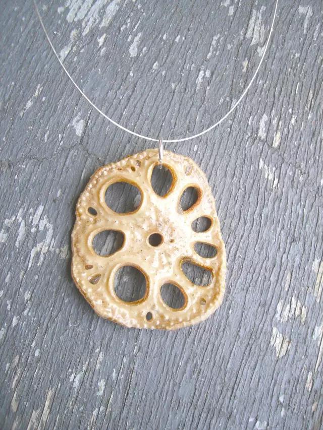 她把水果变成了“宝石”，6年卖出3143件，成美国最畅销的首饰