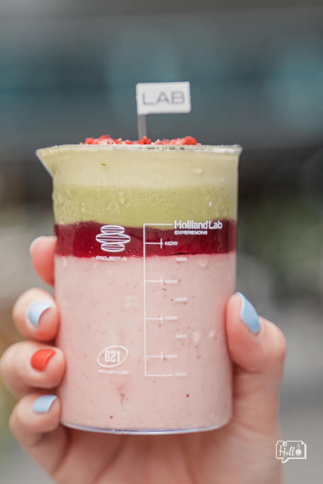 好利来售货小哥哥,好利来lab店服务员