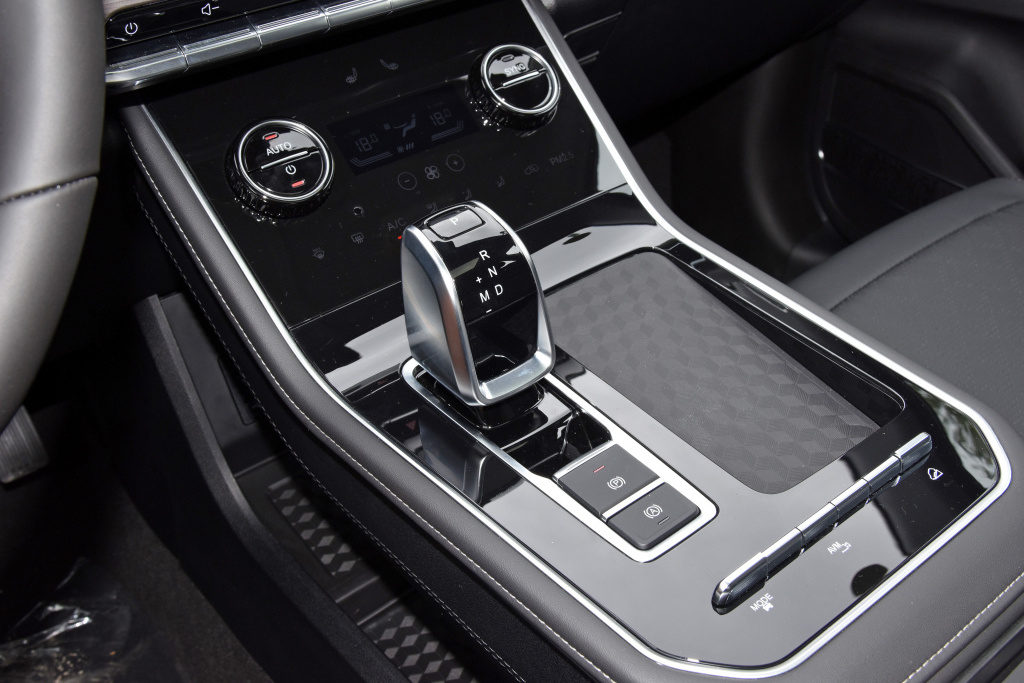 奇瑞瑞虎81.6的马力和扭矩,奇瑞瑞虎81.6t197马力