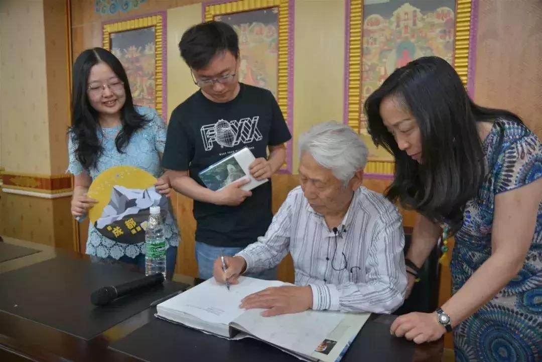 “山王”7556米,那个收集雪山秘境的追峰少年