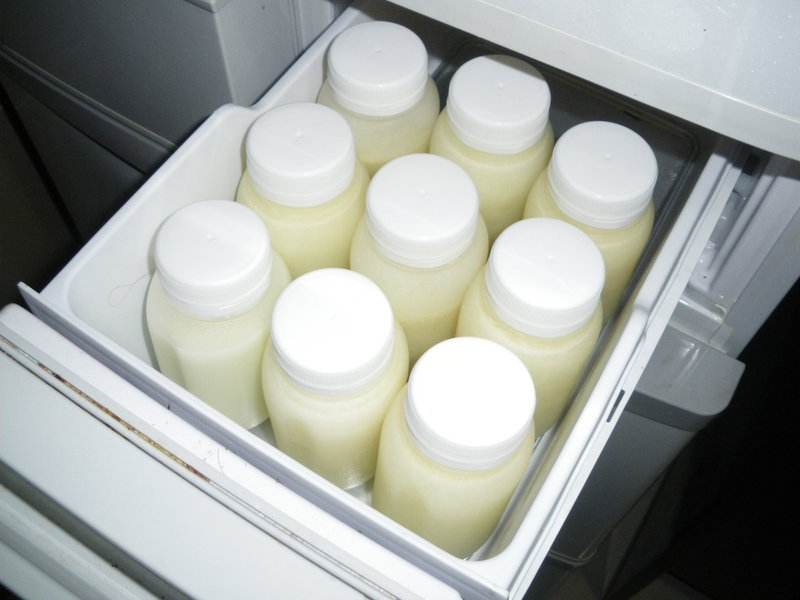 冷冻母乳喝了会拉肚子吗,怎么看出冷冻母乳还能不能吃