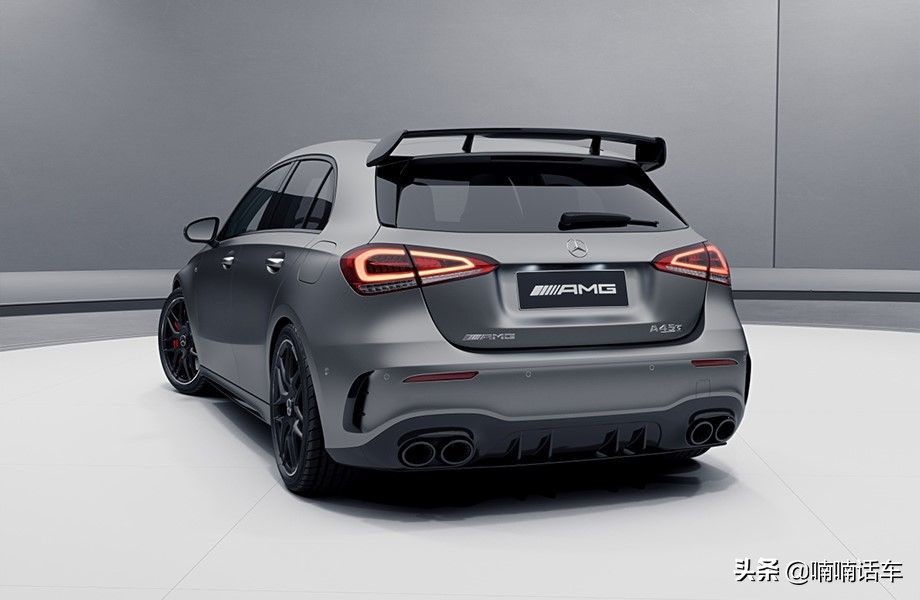 15年奔驰amga45百公里加速,奔驰claamg45s和a45