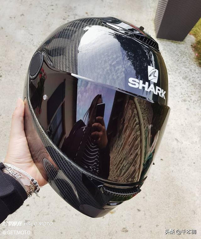 头盔性价比最高的四分之三盔,哪种头盔盔型更好