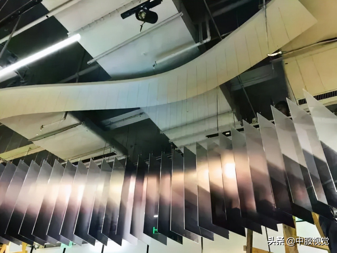 比速写高端的衣服,有哪些跟速写一样的男装