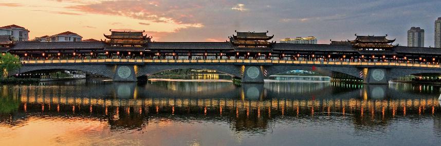 第一时间就是吃一碗广西特色米粉,湖南米粉最正宗的吃法