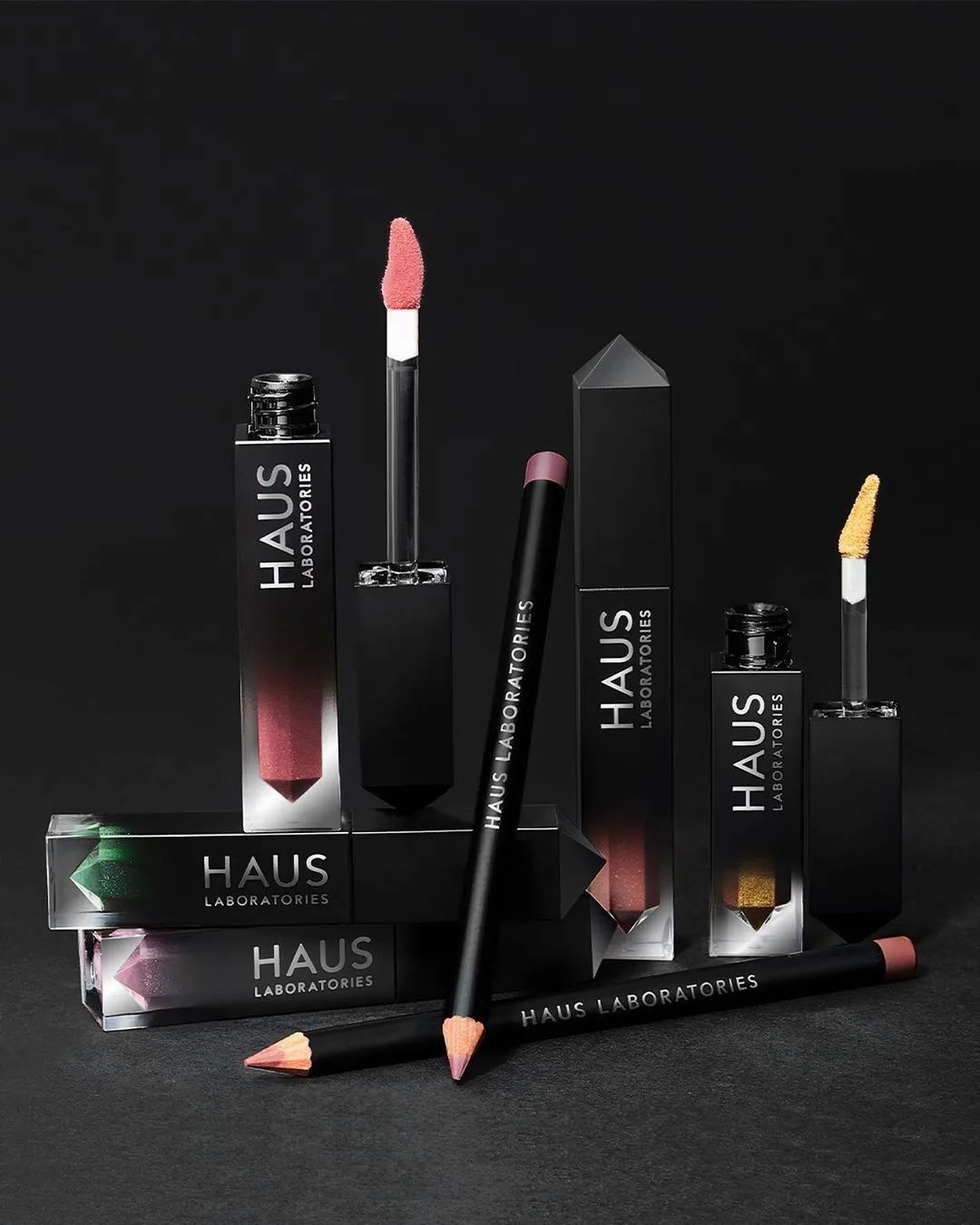 蕾哈娜菠萝纹的服装,蕾哈娜服装品牌