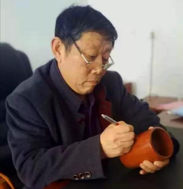 真正的木鱼石,木鱼石和石头哪个好