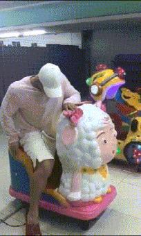 搞笑gif开心一刻单身也挺好,搞笑gif开心视频