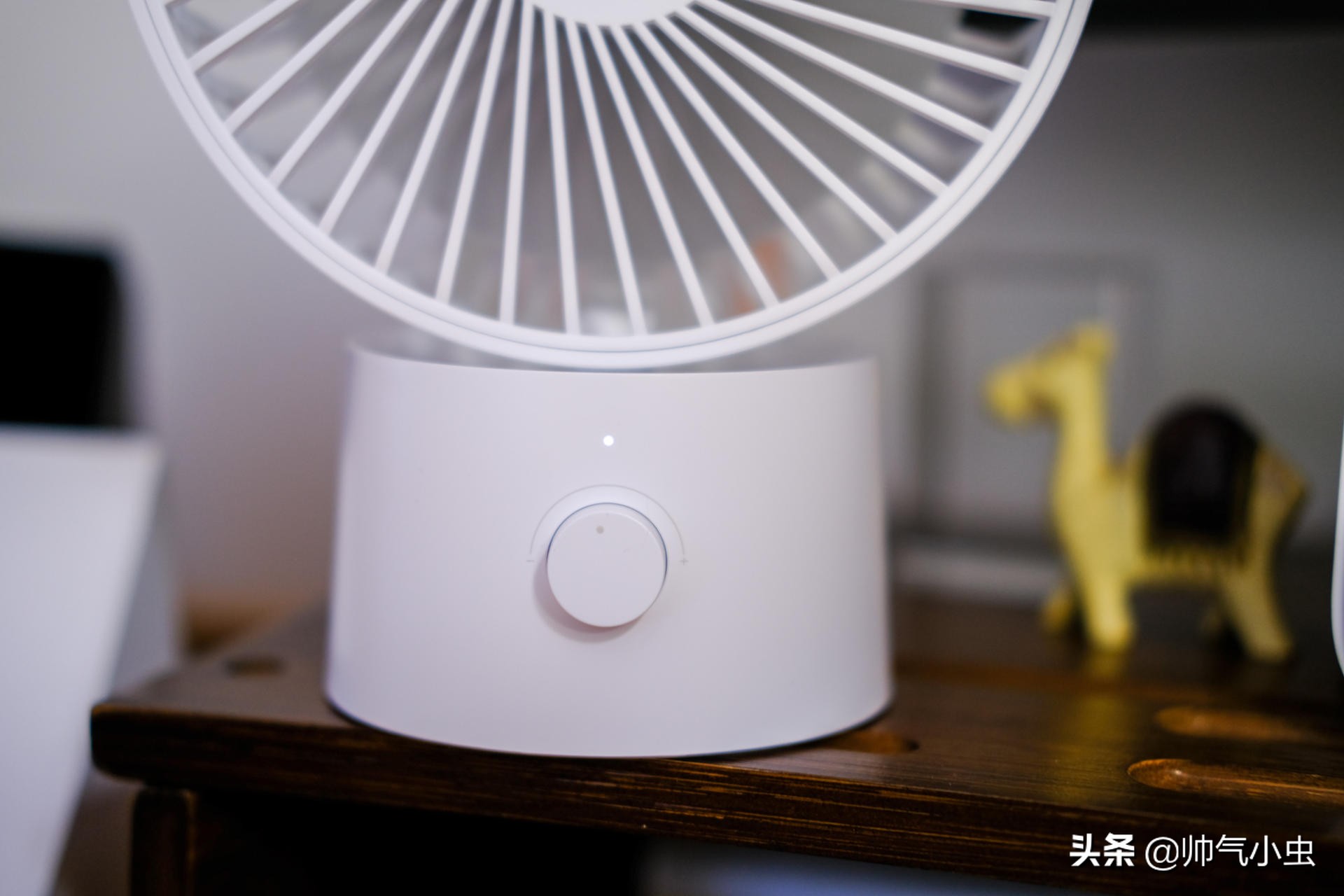 紫米zmi风扇,桌面风扇超长续航10000毫安