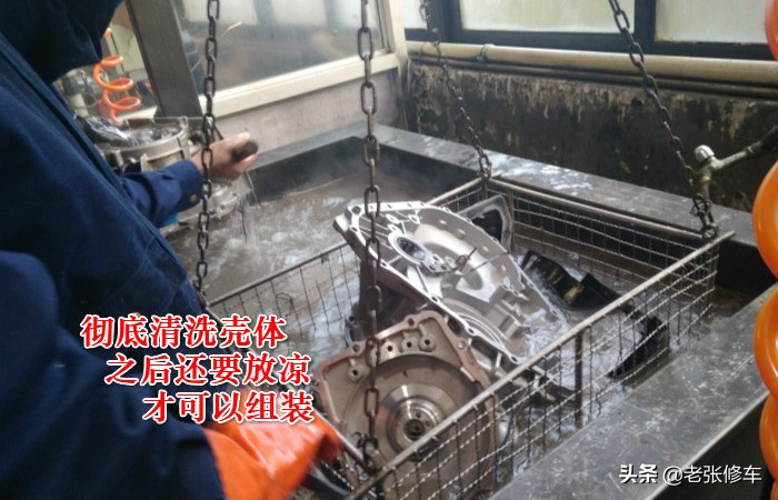 起亚狮跑收油顿挫一下是怎么回事,起亚狮跑顿挫维修