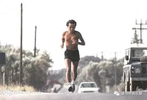 韩寒关于跑步经典语录,韩寒跑步5公里视频