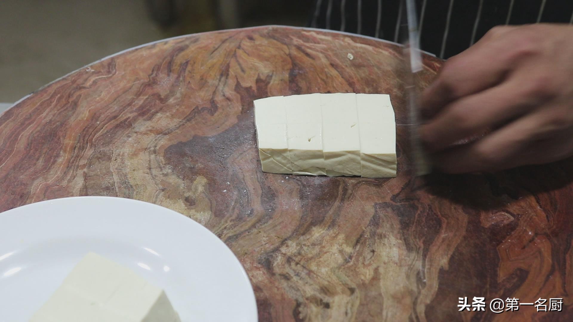 豆腐这样做筋道入味超下饭,豆腐这样做超级下饭