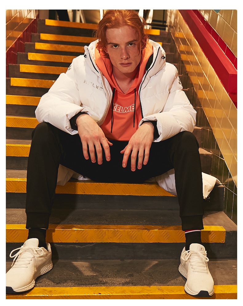 足球装备品牌排行榜全国,国内足球装备品牌小众