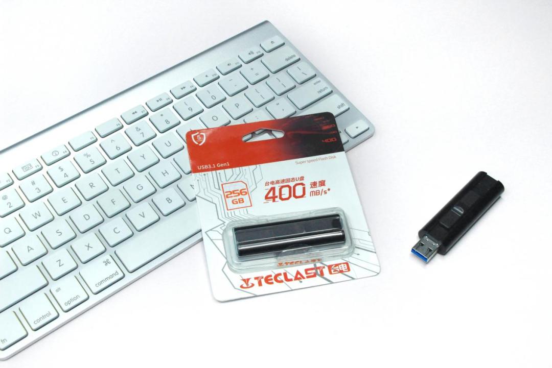 台电飞豹固态u盘颗粒,台电固态飞豹u盘拆解