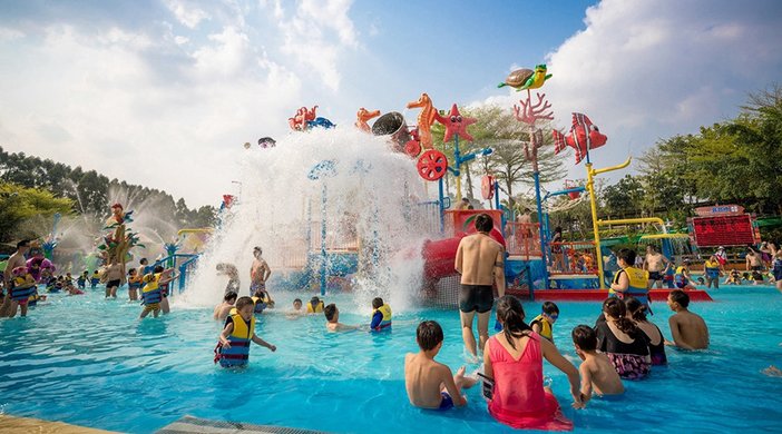 广州长隆水上乐园巨洪峡第一视角,广州长隆适合小朋友玩的水上乐园