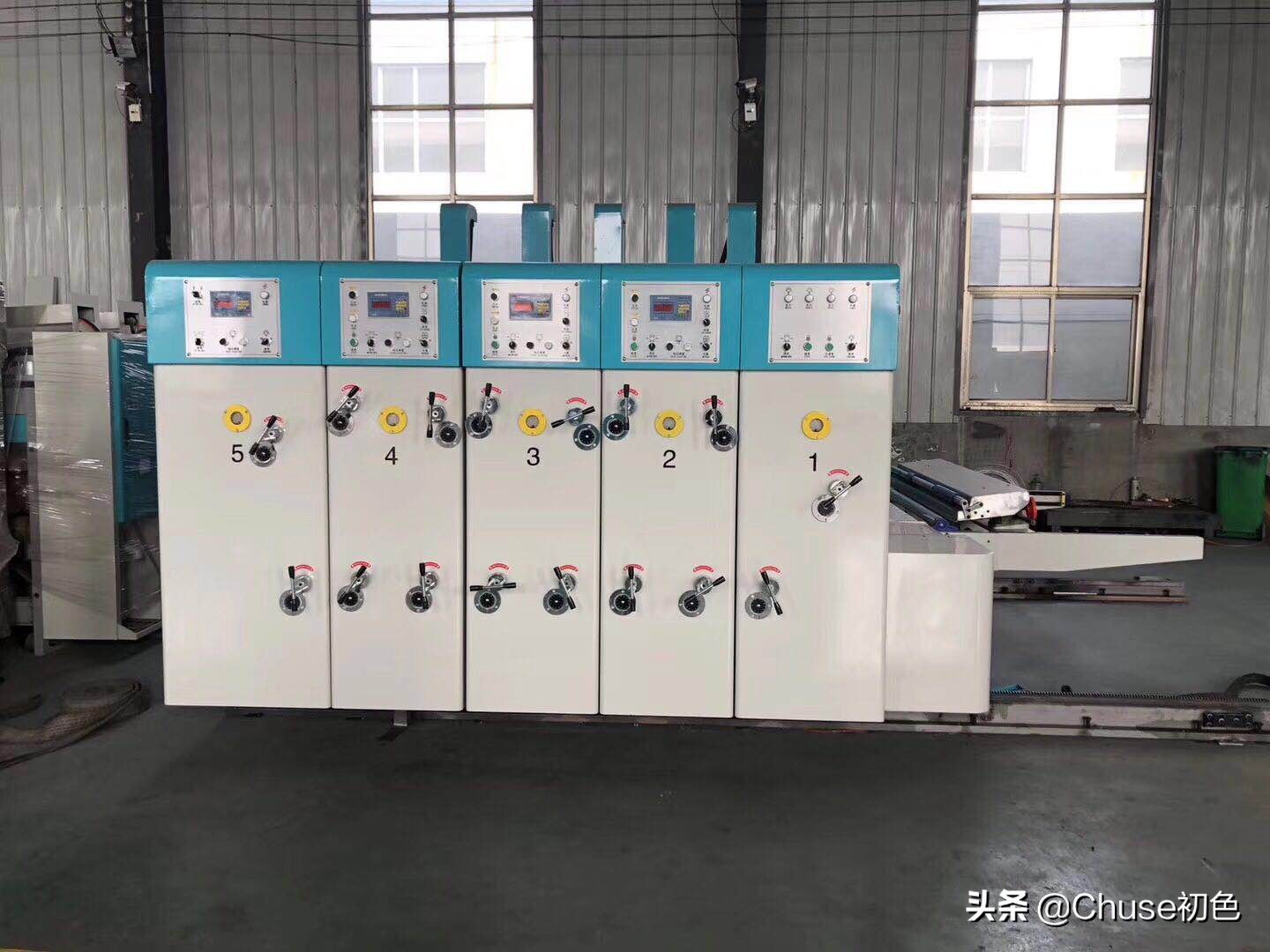 开纸箱厂设备推荐,纸箱三级厂有哪些设备