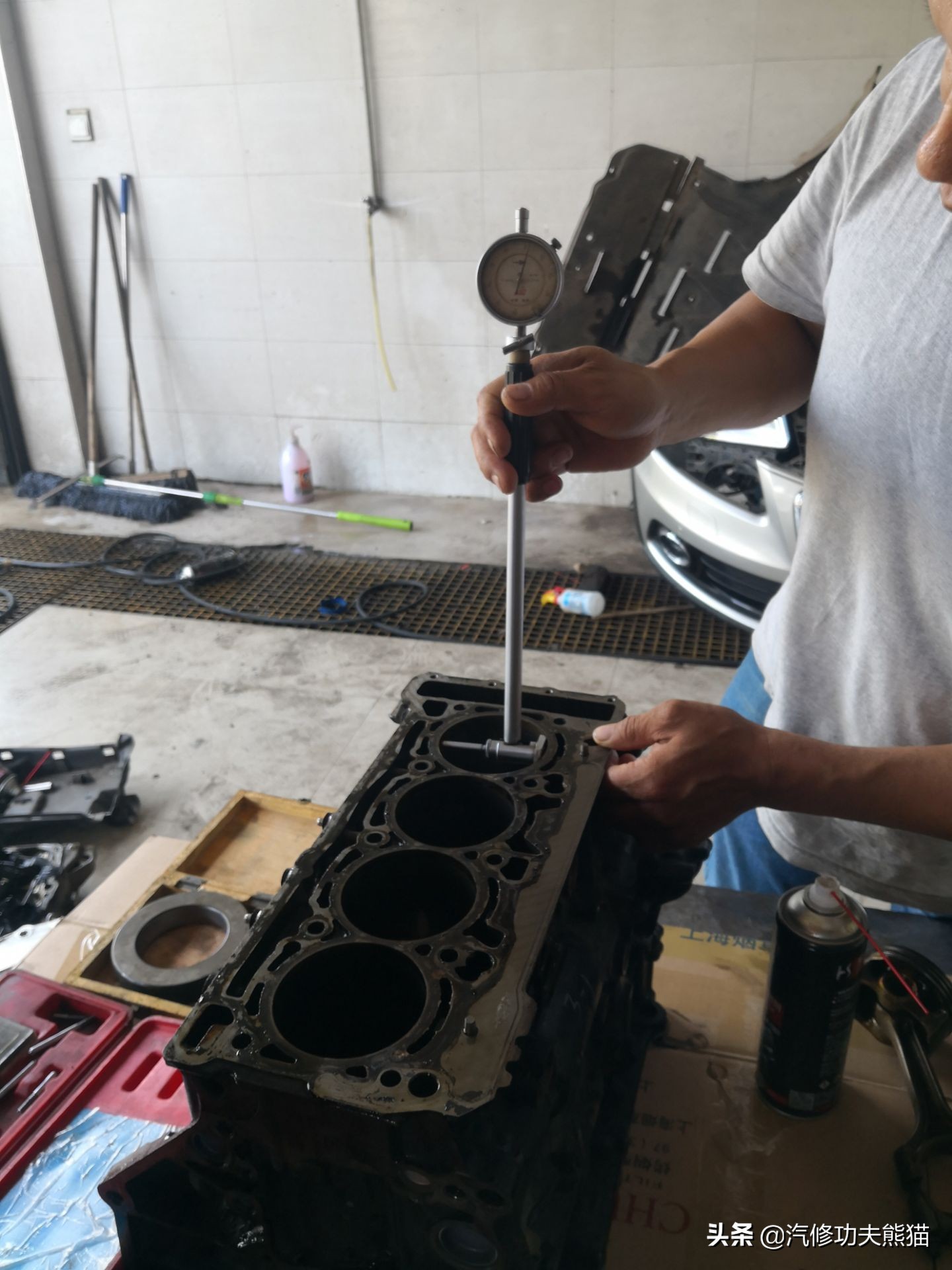 如何检测奥迪三代ea888是否烧机油,大众三代ea888发动机机油灯报警