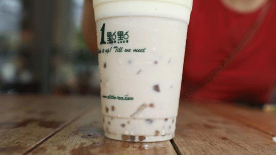 强烈推荐网红饮品打卡,头顶40度高温