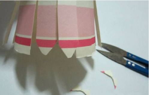 幼儿园红包手工灯笼制作教程,手工灯笼幼儿园手工制作元旦