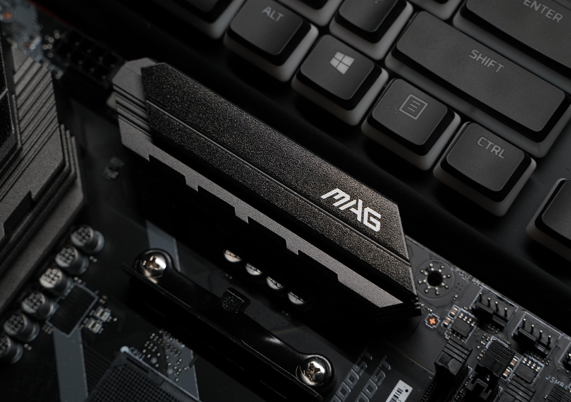 pcie4.0512固态硬盘推荐,pcie4.0300左右固态硬盘推荐