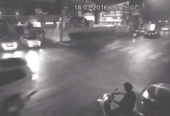 瞬间转移监控视频,监控拍下的惊人瞬间