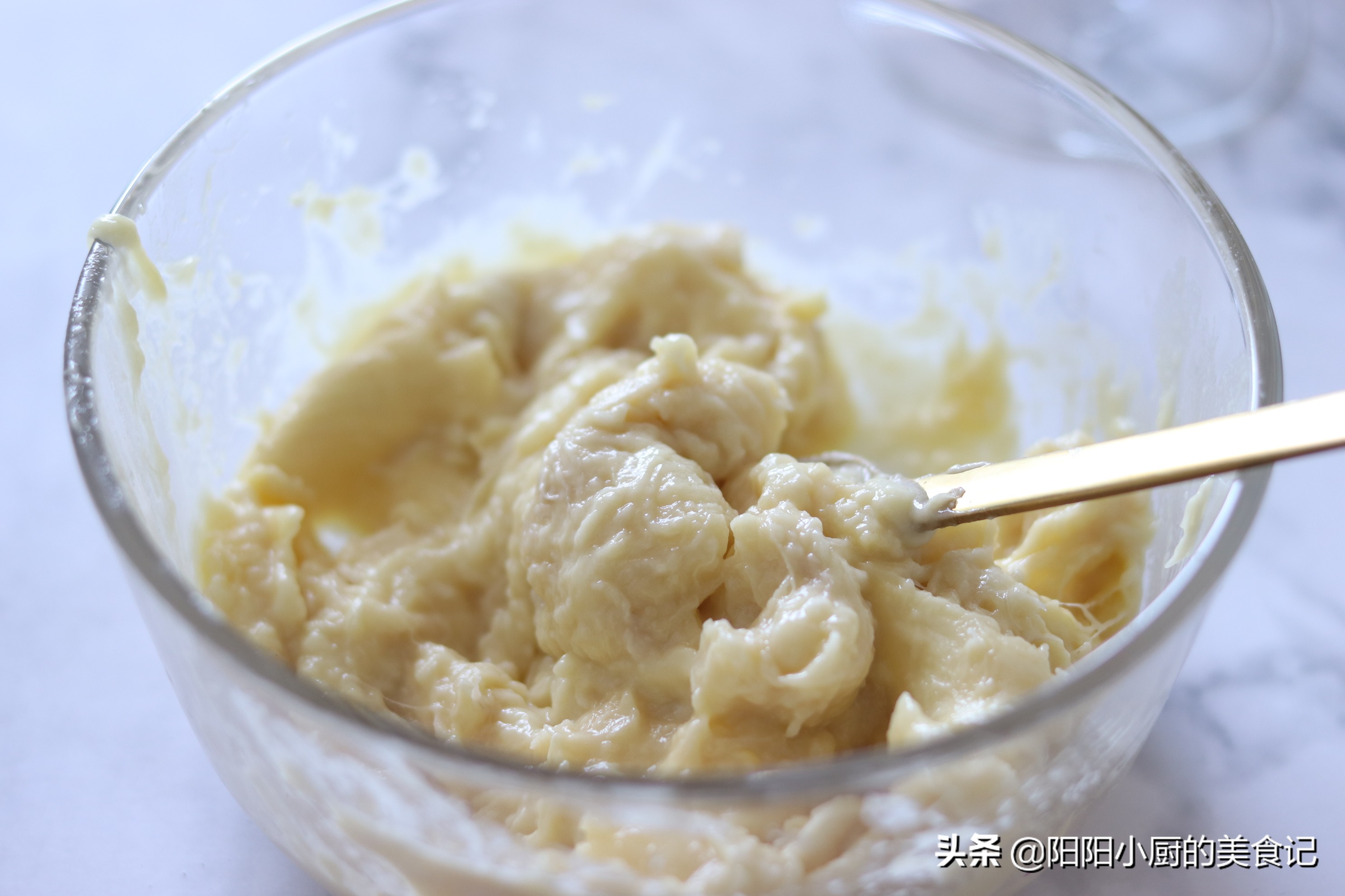 懒人版雪媚娘做法无需淡奶油榴莲,吃剩的蛋糕怎么做冰淇淋