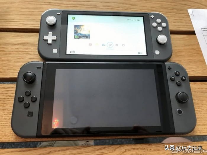 掌机任天堂switchlite,任天堂switch对比lite