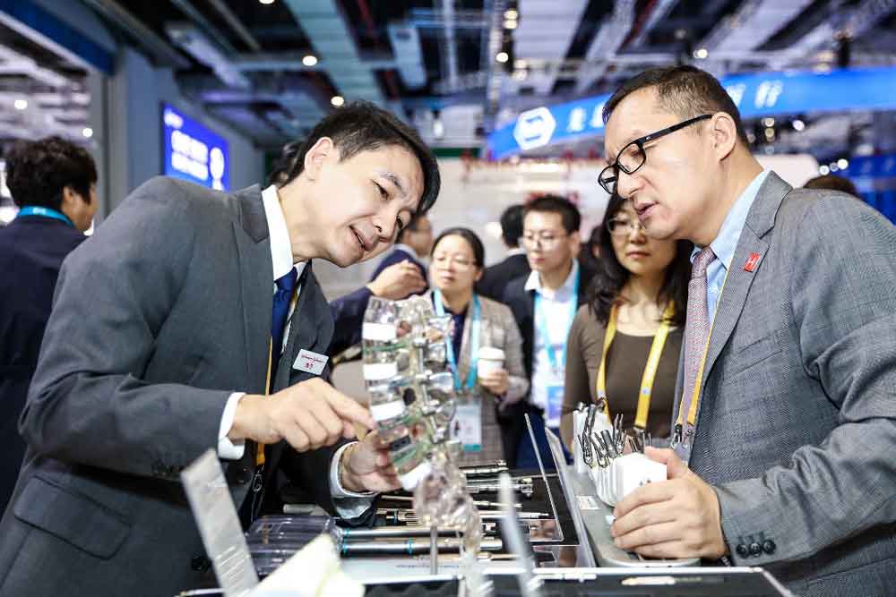 进博会探秘最细最短的胰岛素针头,诺奖新药