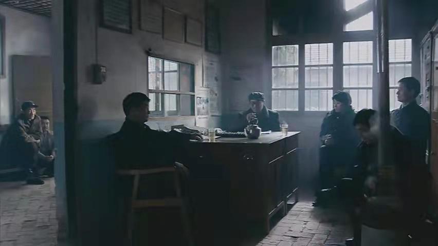 女警察与罪犯的爱情电影,关于女警察与死刑犯的电影