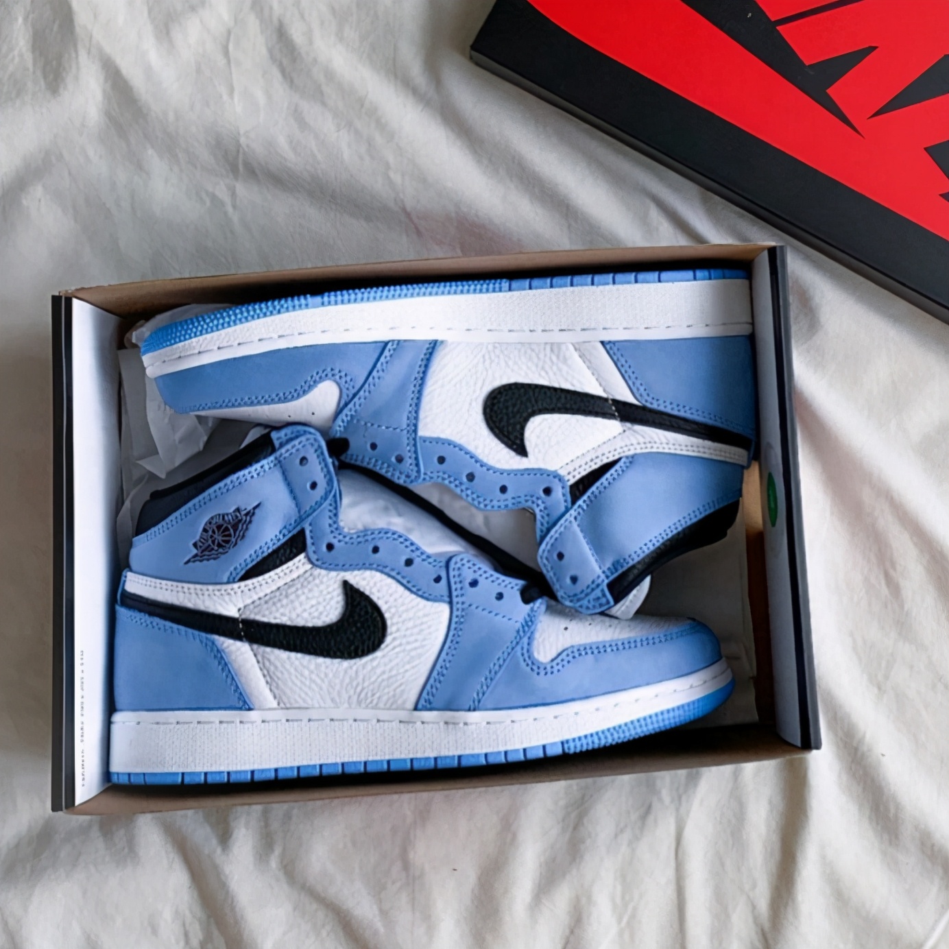 球鞋后缀ess是什么意思,球鞋后缀edge什么意思