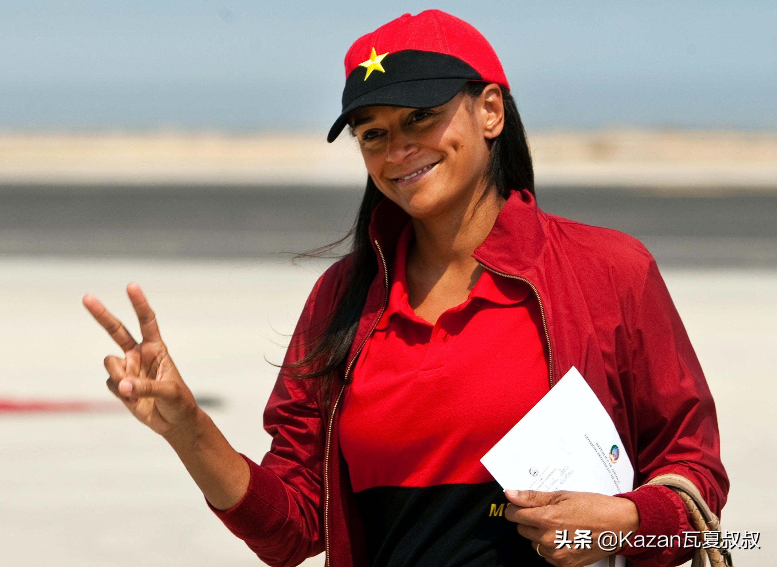 非洲首位女亿万富翁，居然是苏联人？风光半生却落个被通缉的下场