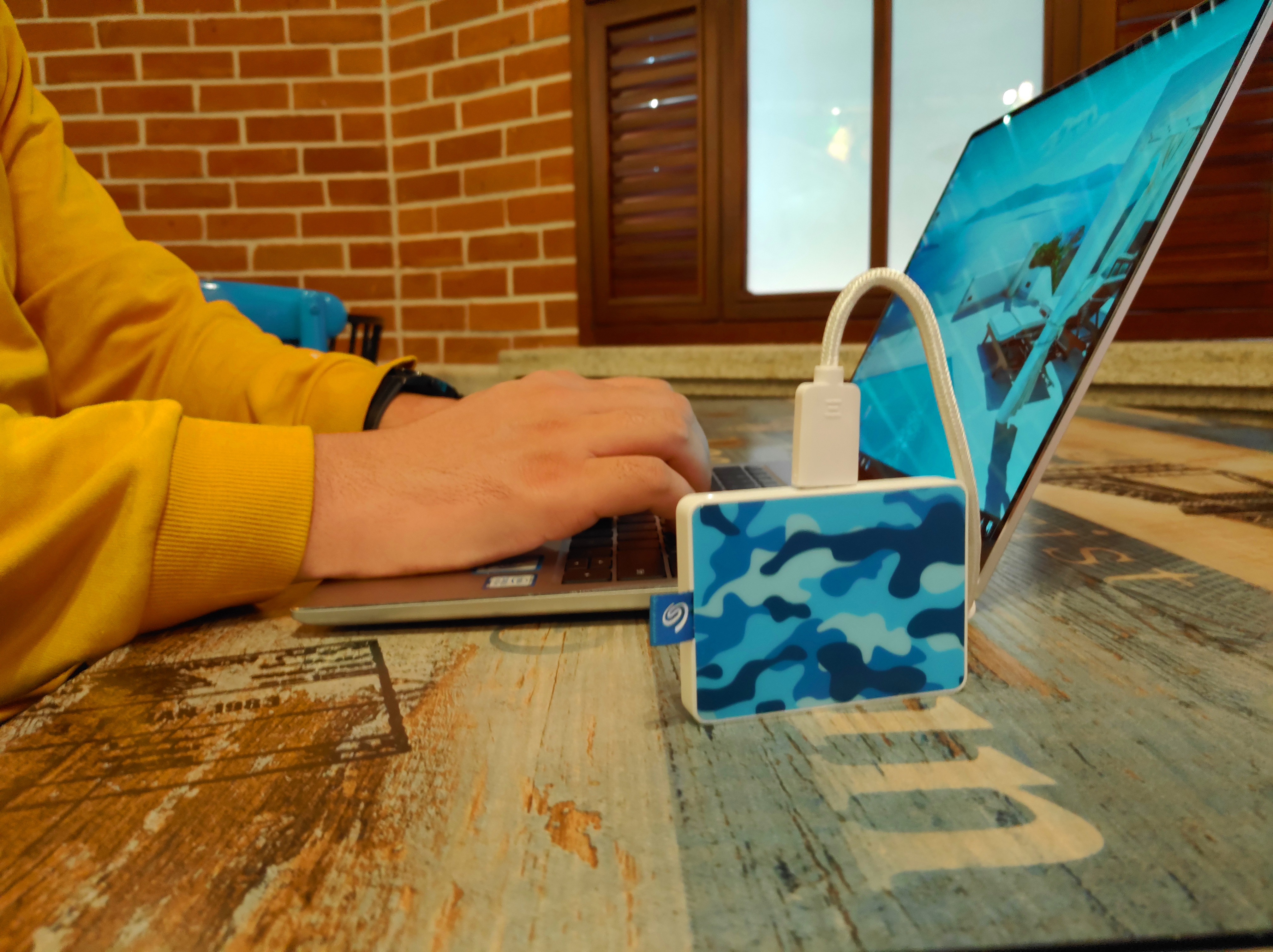 希捷移动硬盘系列介绍图片,希捷简系列移动硬盘评测