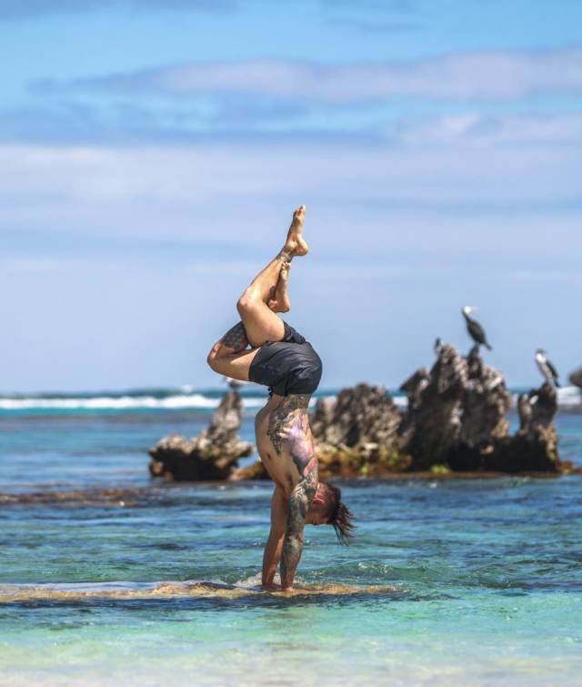 盘点男人练瑜伽,男人瑜伽刚柔并济