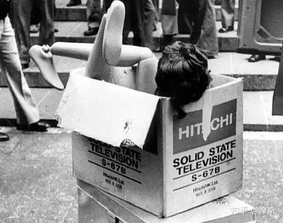 香港十大奇案之纸盒藏尸案上下,香港跑马场纸盒藏尸案